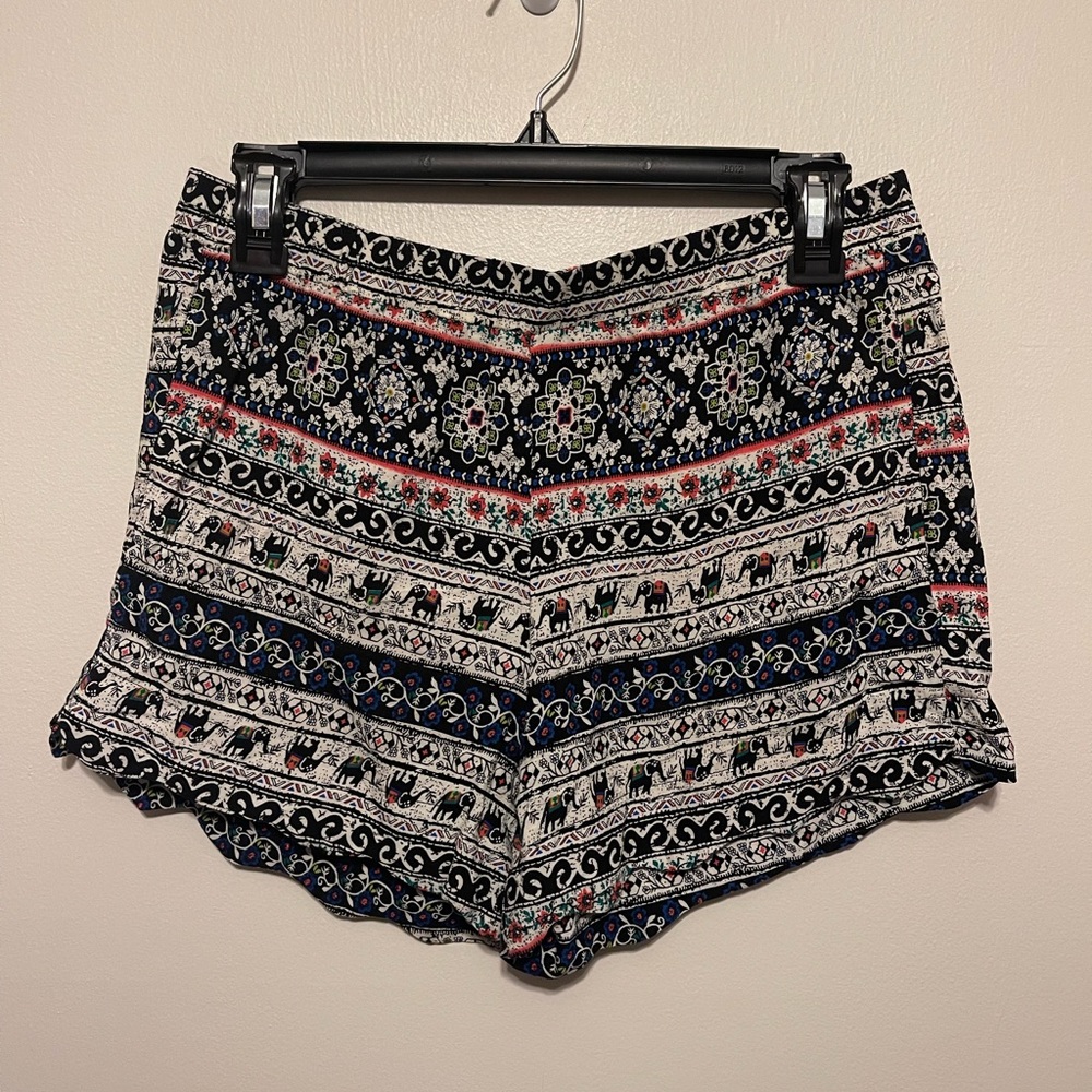 Girl Evolution Elephant Print Shorts